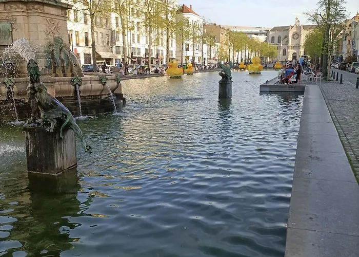 Appartement De Charme Au Coeur De Bruxelles!!