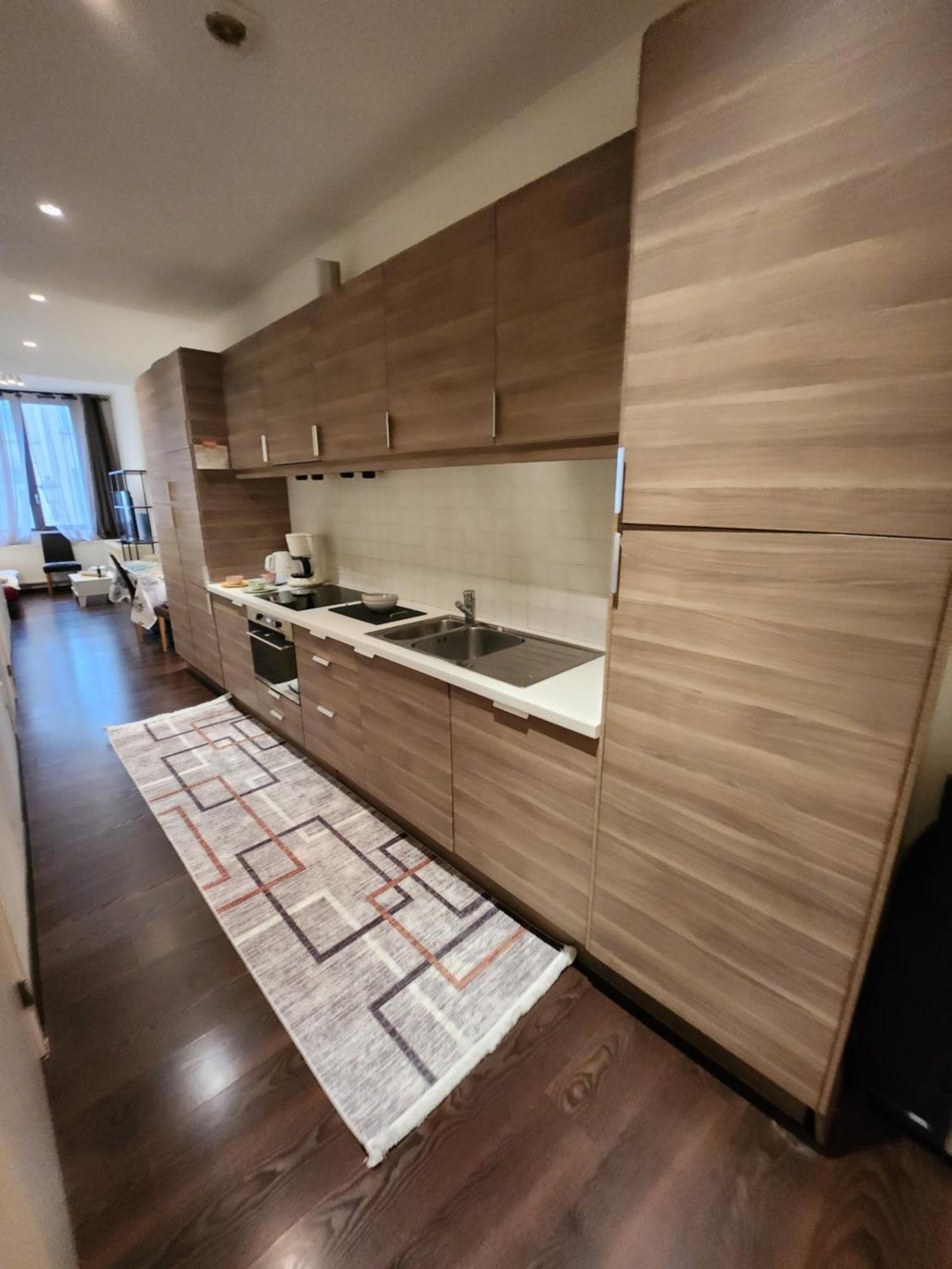 Appartement De Charme Au Coeur De Bruxelles!! *